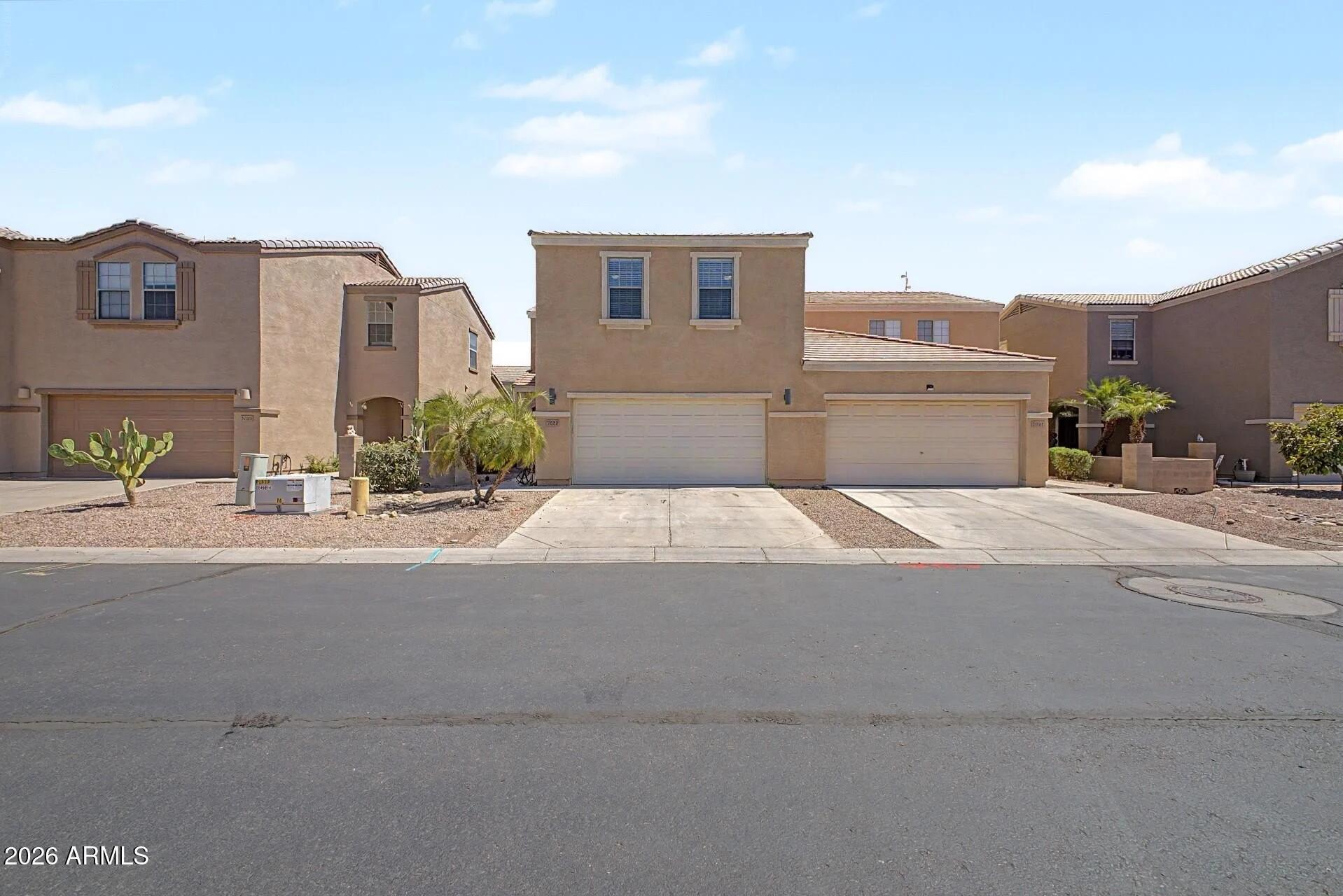 7027 W Lincoln St Peoria, AZ 85345 photo 2