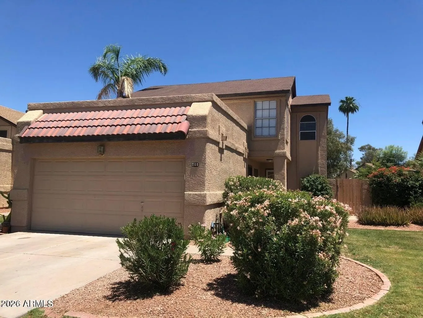711 N Country Club Way Chandler, AZ 85226 photo 2