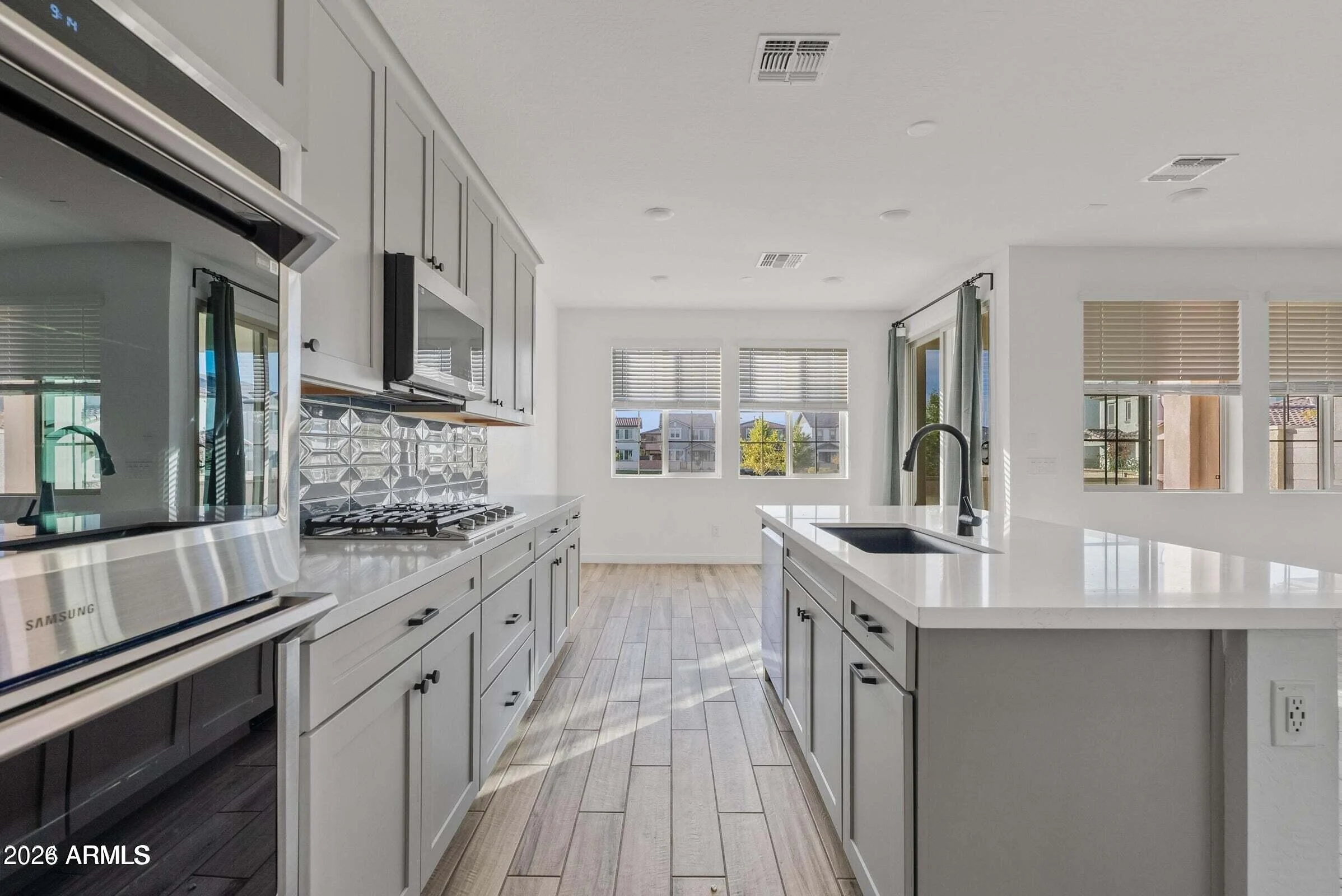 9415 E Supernova Dr Mesa, AZ 85212