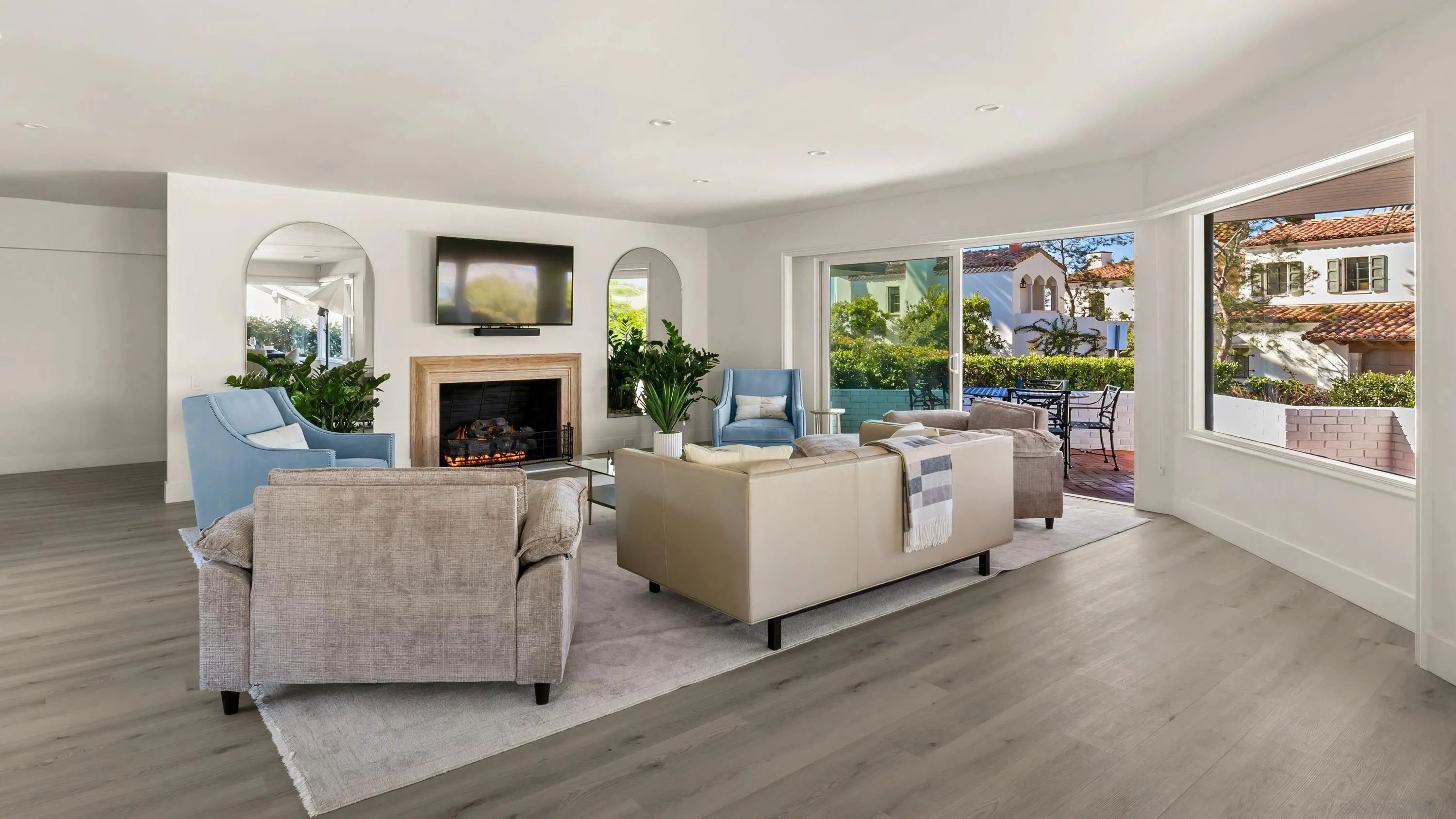 1835 Spindrift Drive photo 3