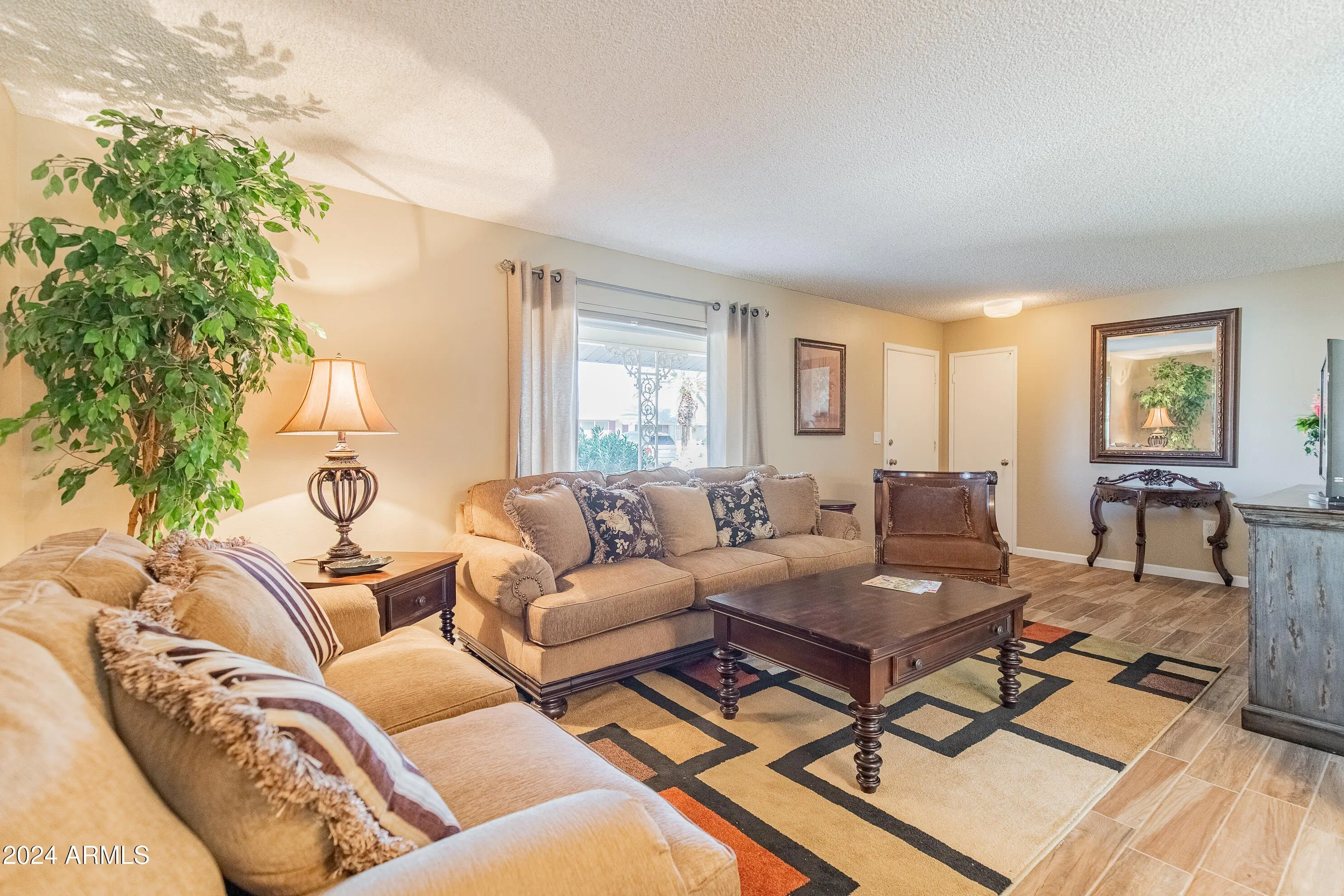 10719 W Camelot Cir Sun City, AZ 85351 photo 4