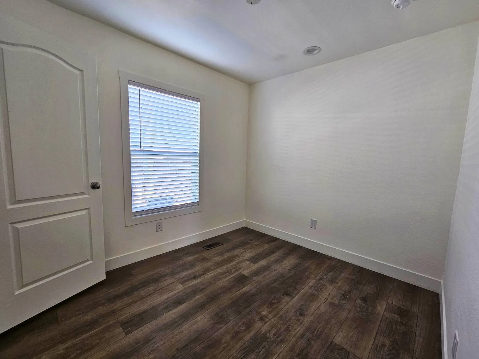 1431 N French St Casa Grande, AZ 85122 photo 5
