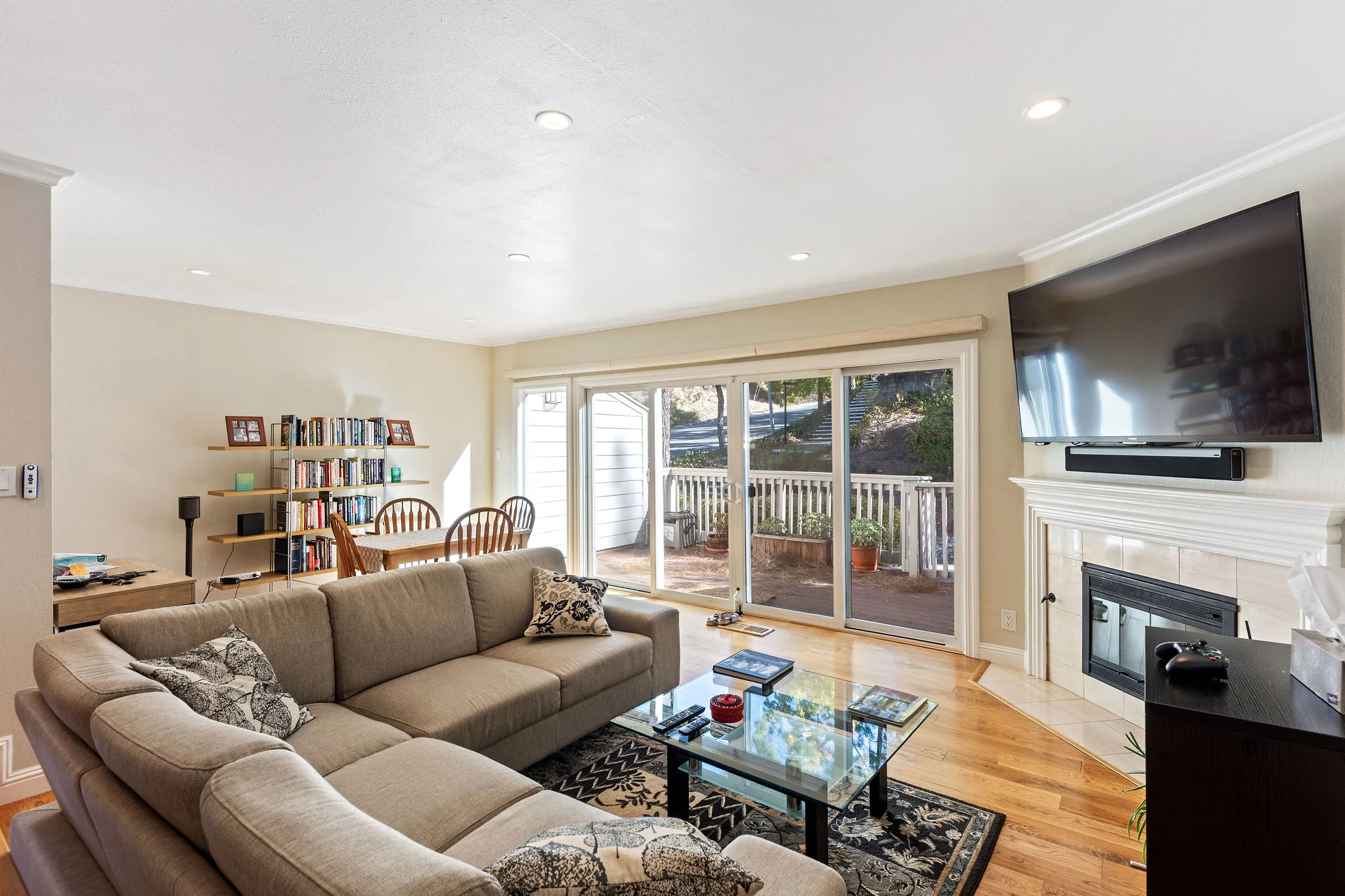 431 Woodminster Drive photo 4