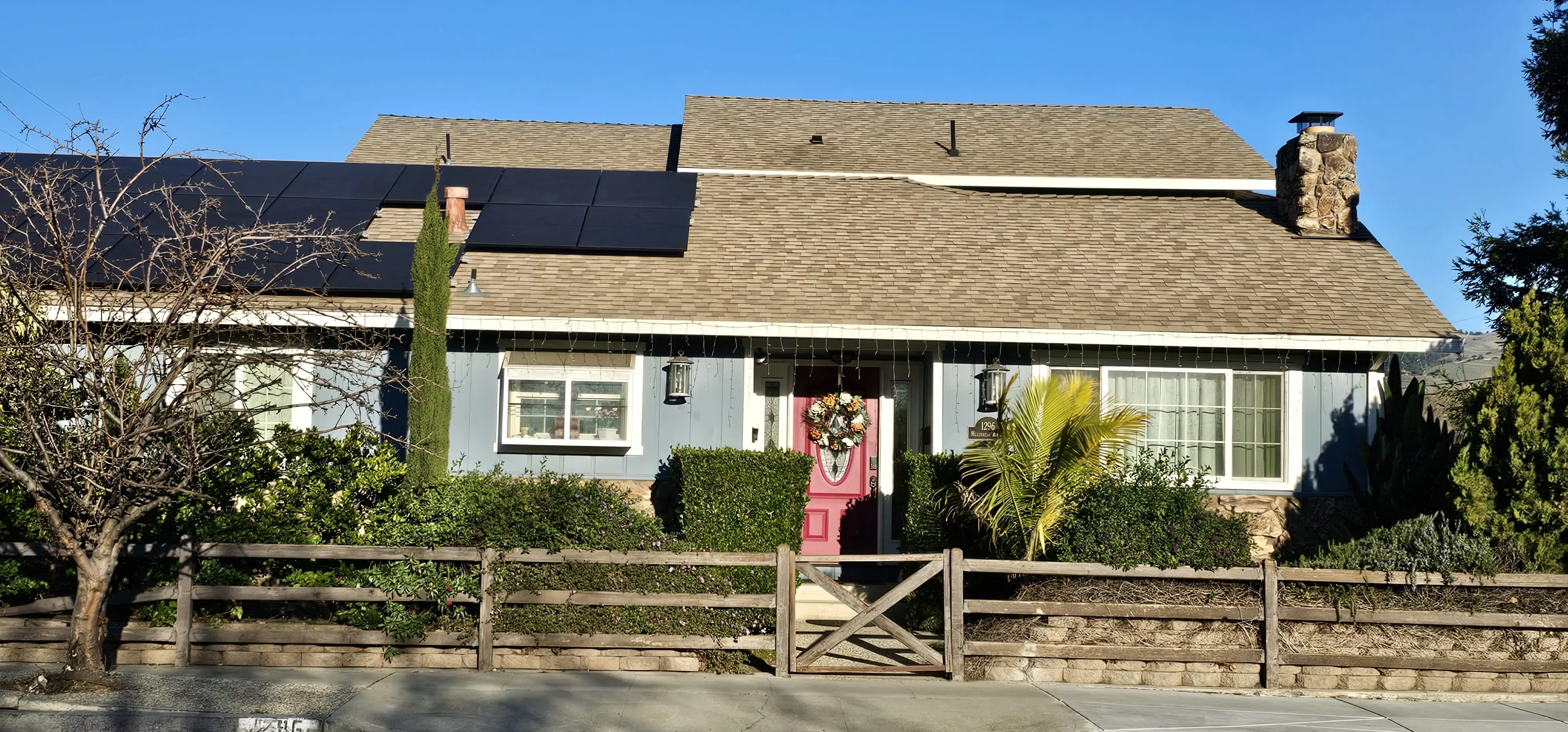 1296 Mc Ginness Avenue, Unit Room B Rental photo 4