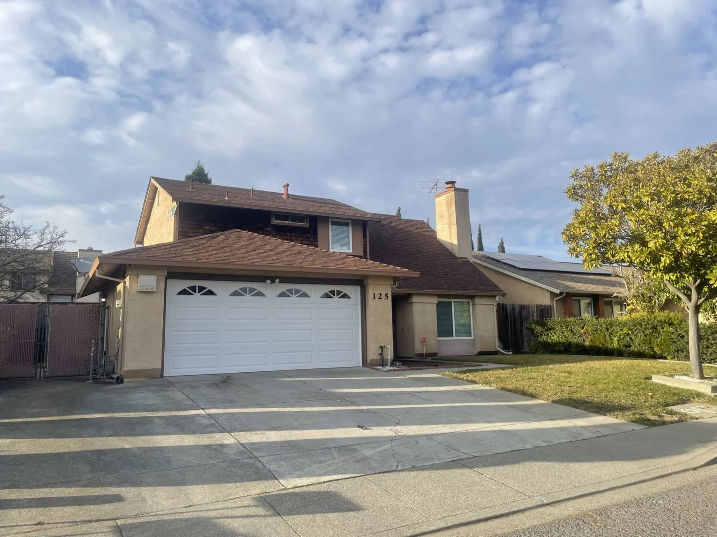 125 Serpentine Dr Vallejo, CA 94589 photo 2