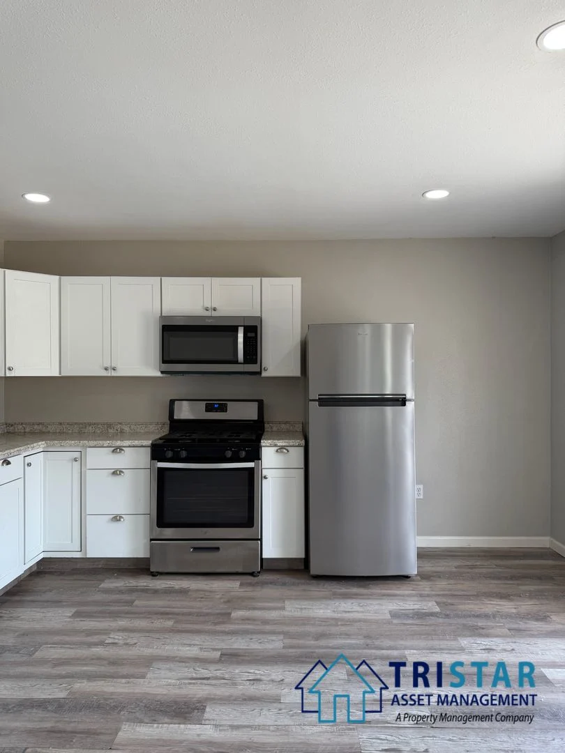 Upgraded 1BD/1BA Apartment in Lakeside, CA - 1/2 Off Move-In Special! photo 5
