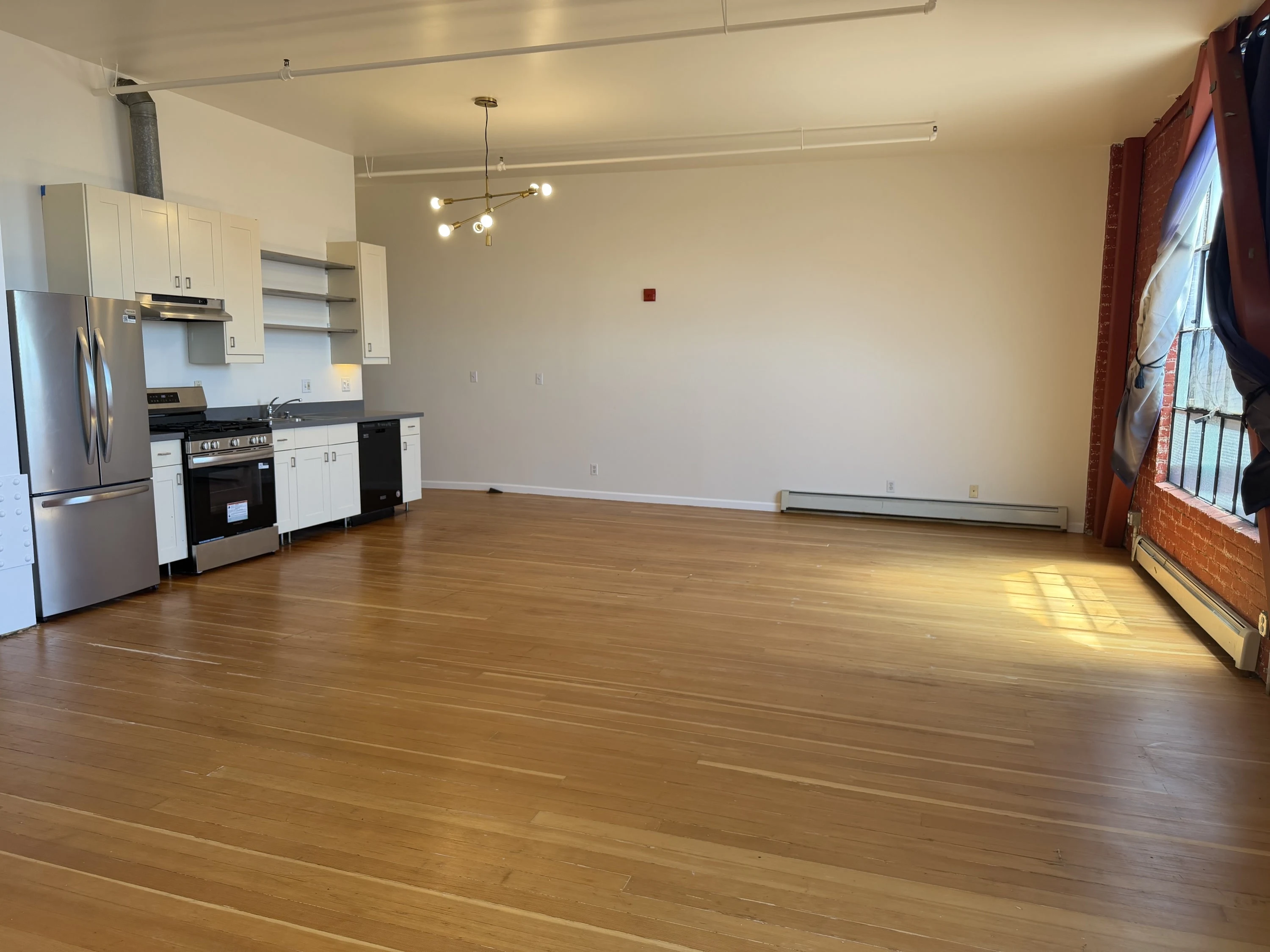 1018 4th Avenue - 1 photo 5