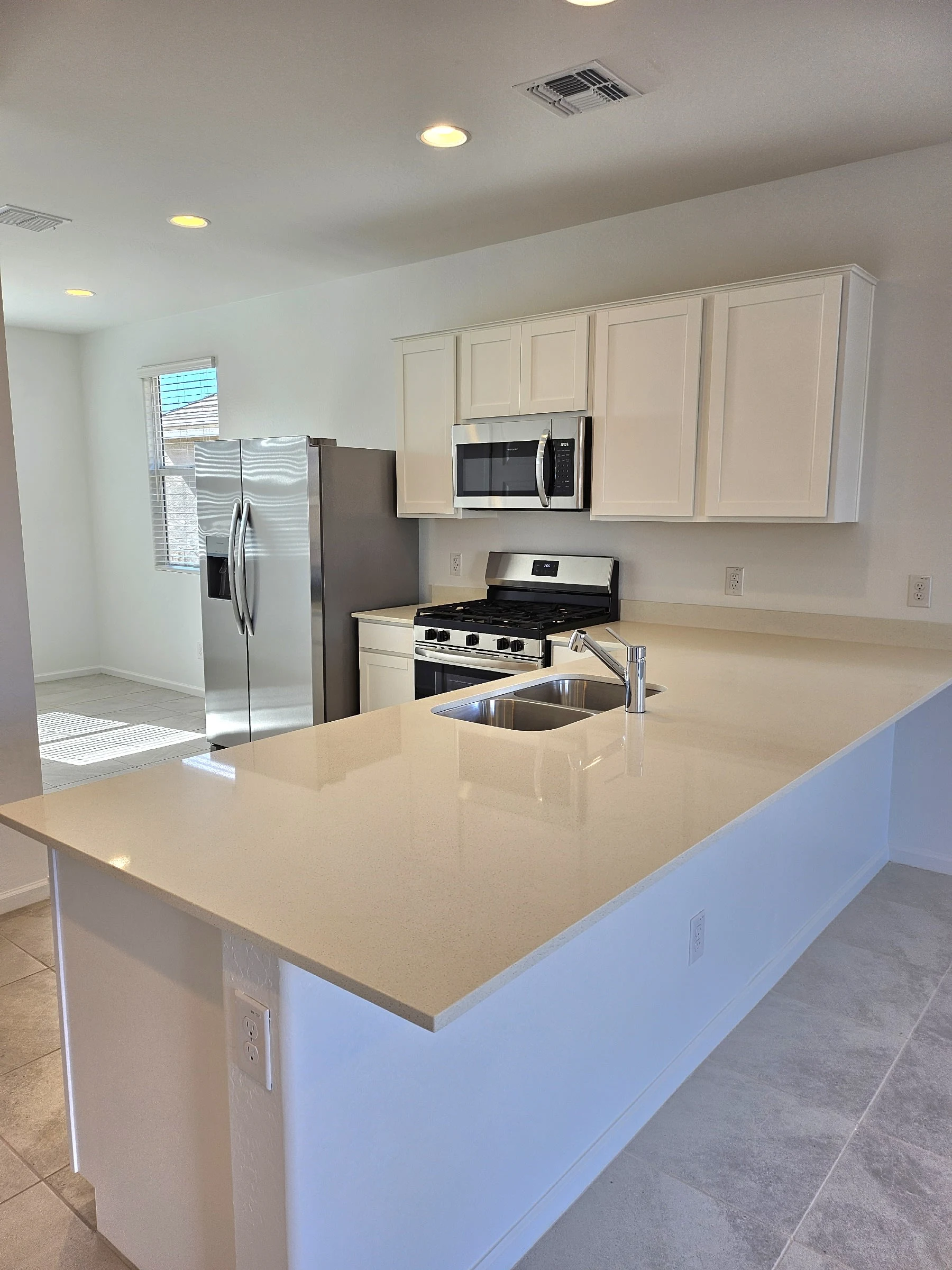 3206 E Baler Dr photo 5