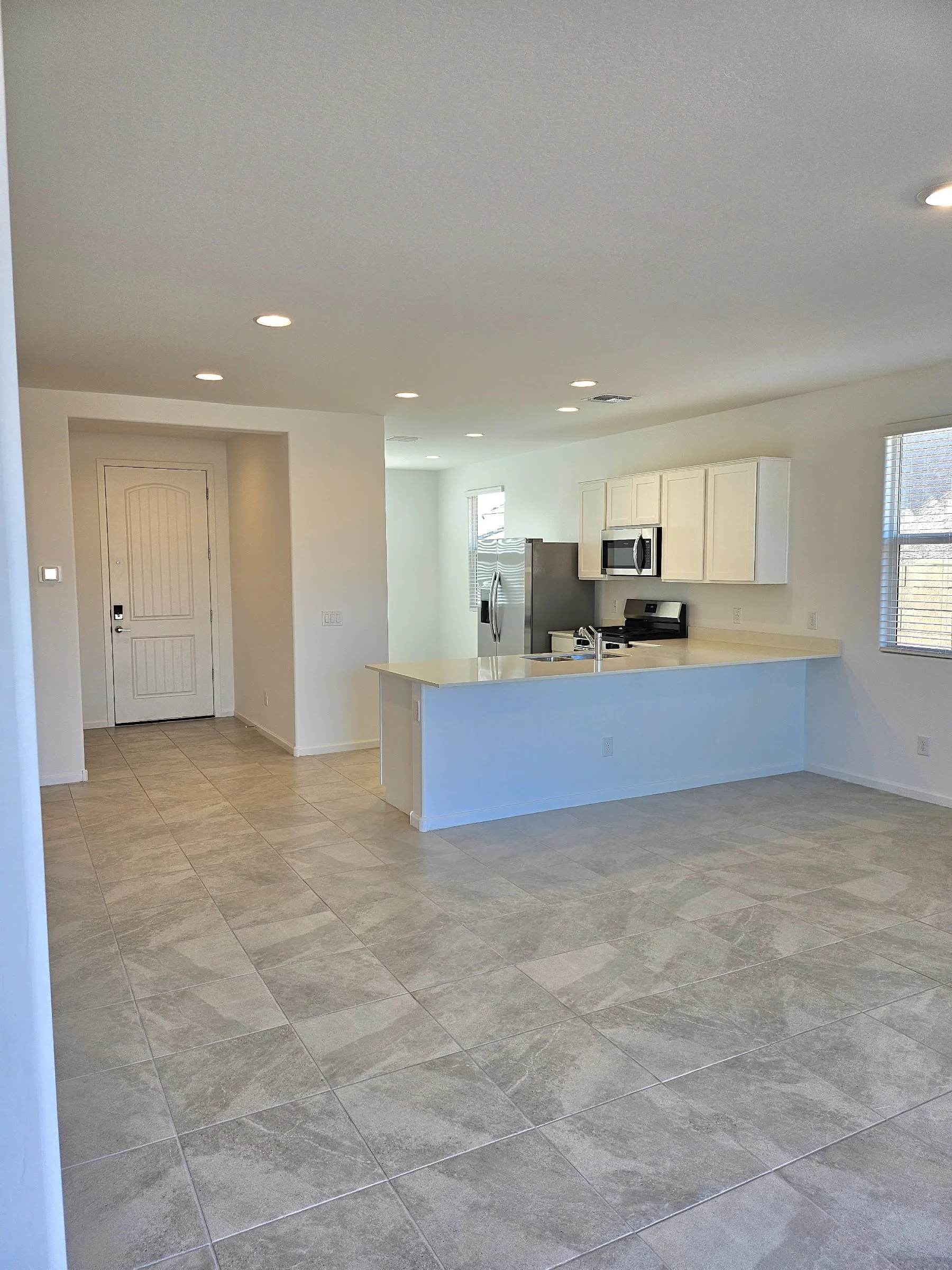 3206 E Baler Dr photo 4