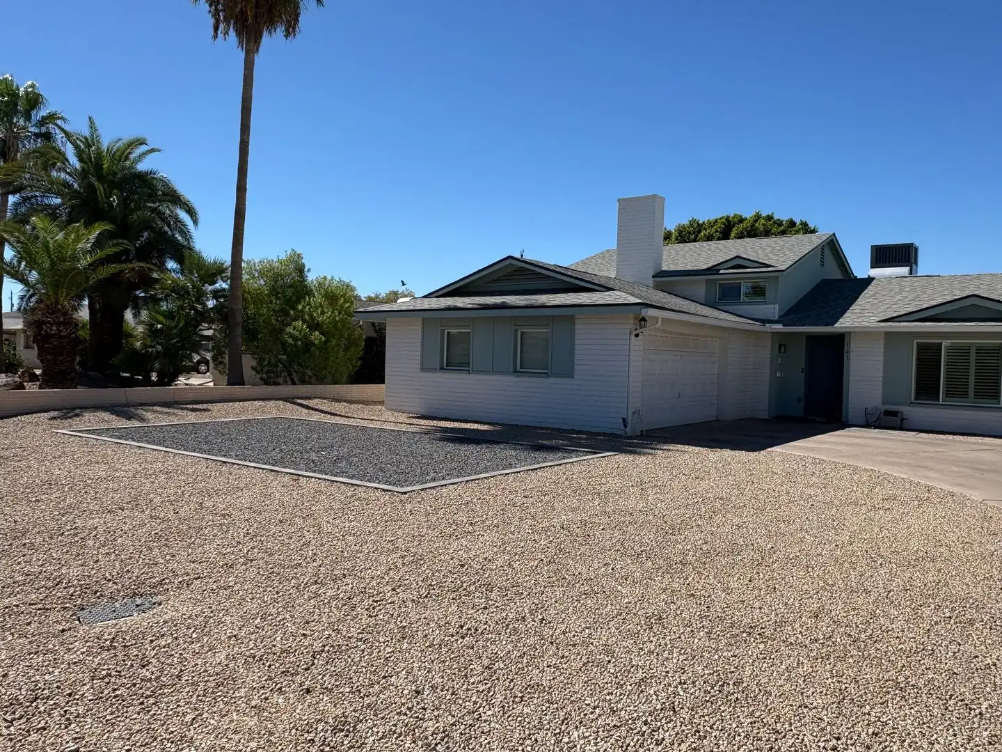 121 E SANTA CRUZ Drive photo 4