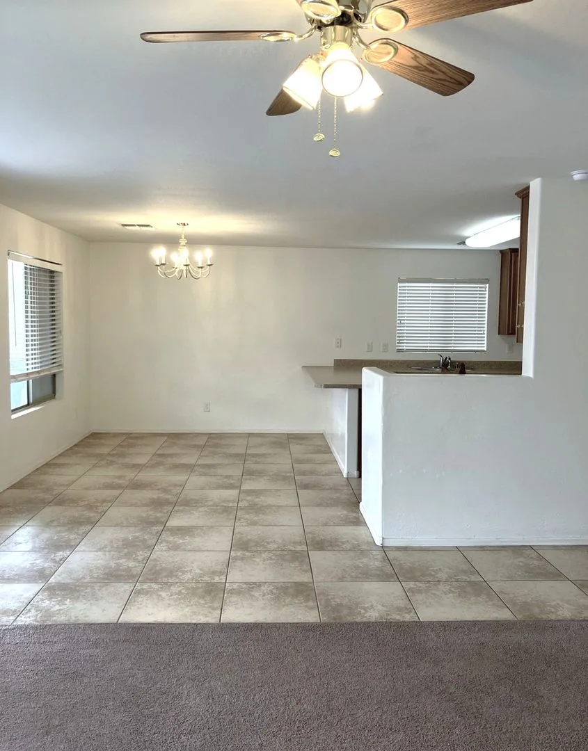 Oasis at Magic Ranch Spacious 2200 Sq Ft Home photo 5