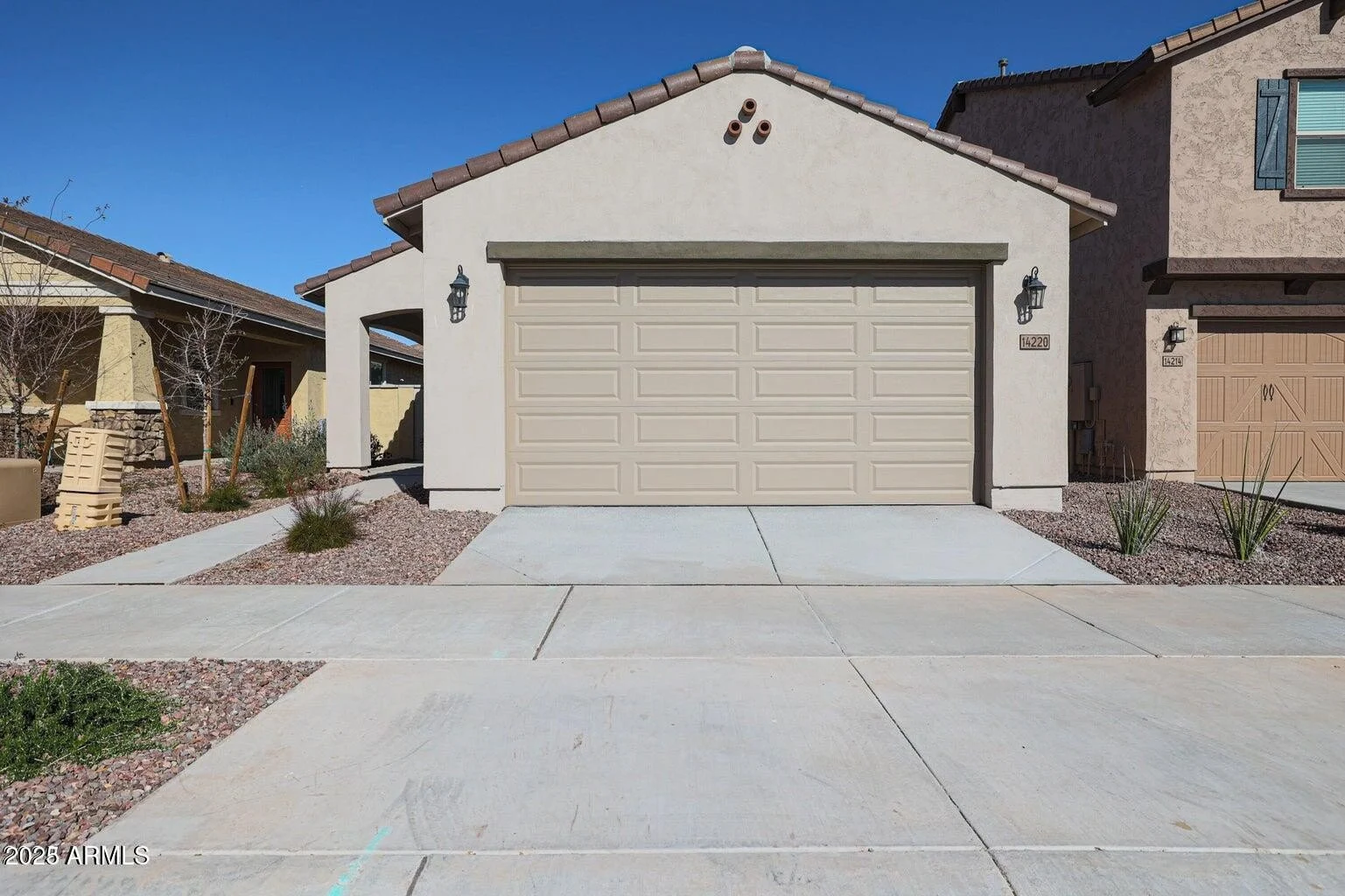 14220 W Willow Ave Surprise, AZ 85379 photo 2