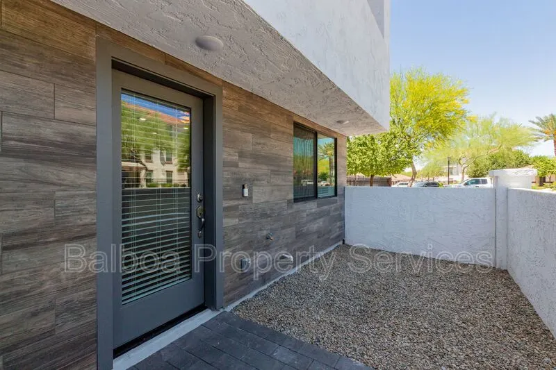 1318 S 105th Pl Mesa, AZ 85209 photo 3