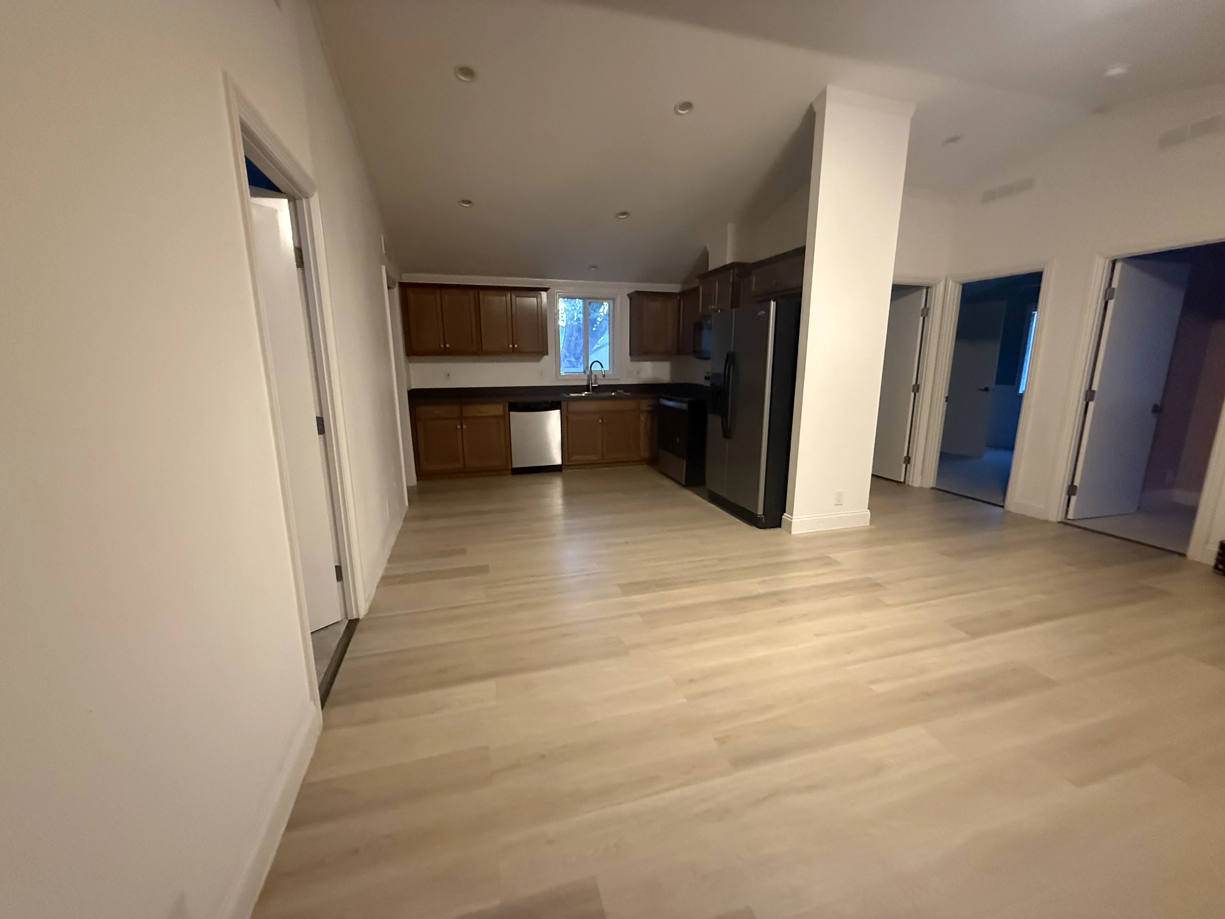 39367 Ide Court photo 2