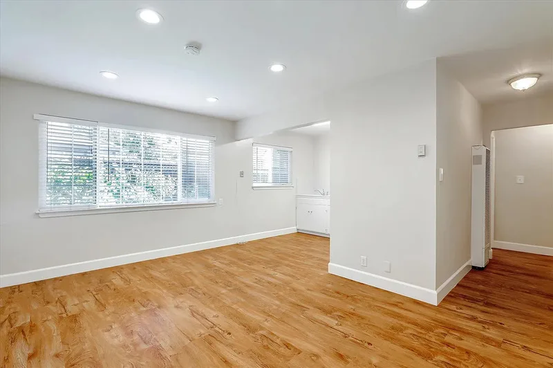 833 Maryann Drive, Santa Clara, CA 95050 photo 4