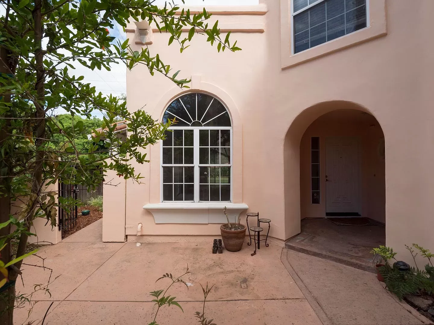 1299 Cuernavaca Circulo Mountain View, CA 94040 photo 4