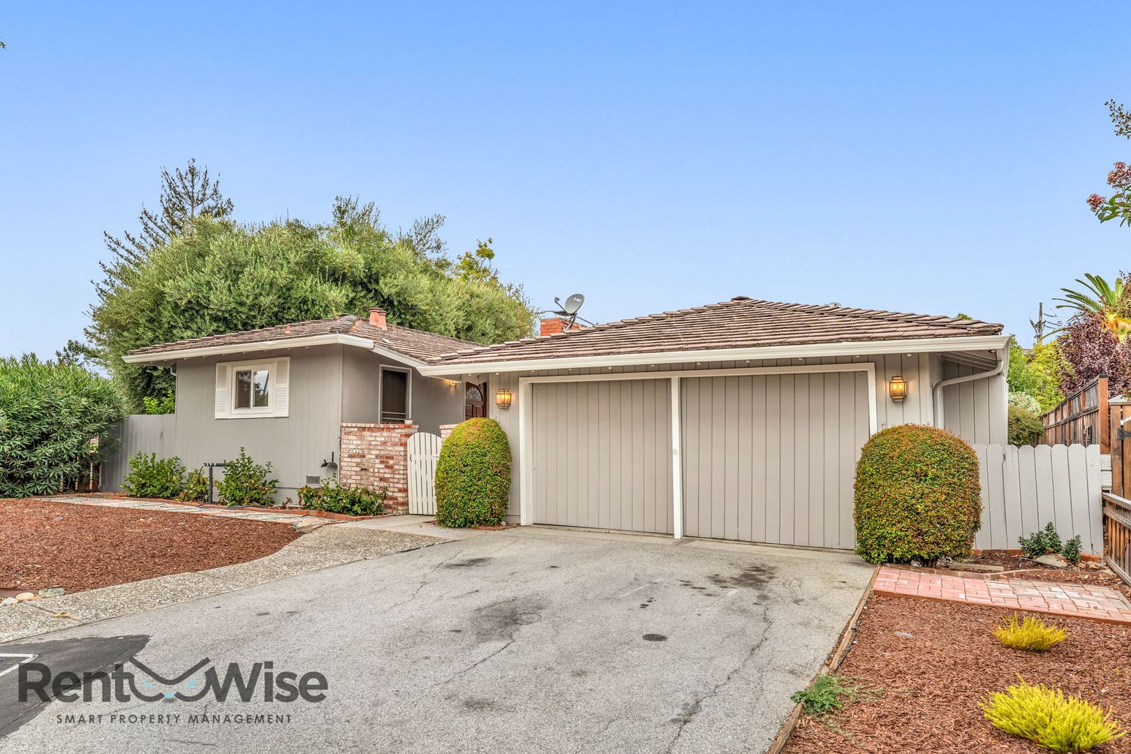 2080 Helena Way Redwood City, CA 94061 photo 5