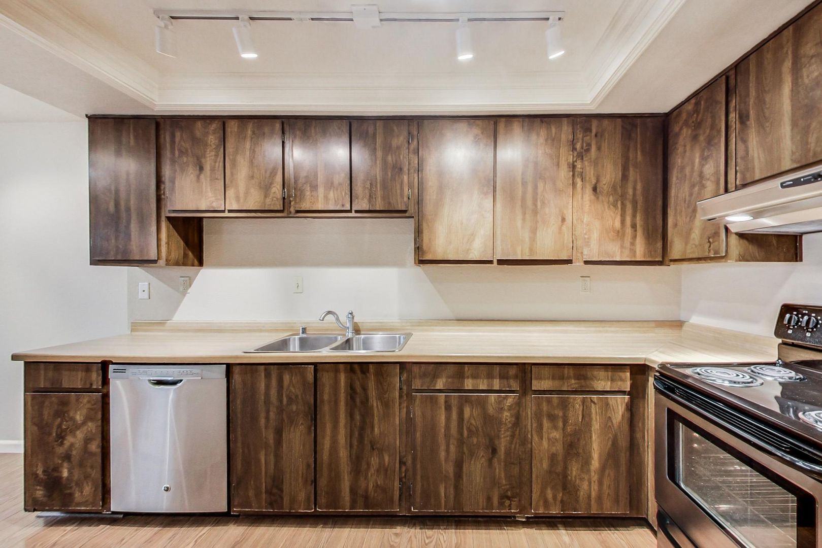 3BR/3BA Townhouse on Masonic Terrace · Fremont