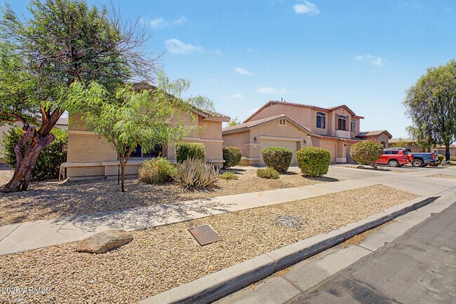 5329 W La Salle St Phoenix, AZ 85339 photo 3