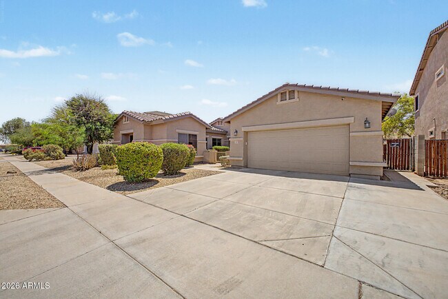 5329 W La Salle St Phoenix, AZ 85339 photo 5