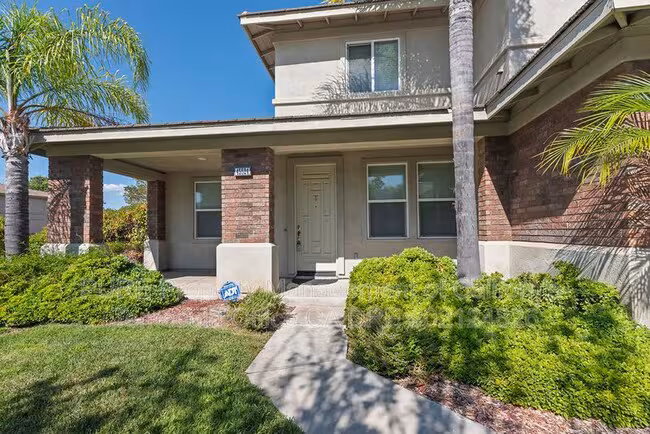45524 Manatee Way Temecula, CA 92592 photo 3