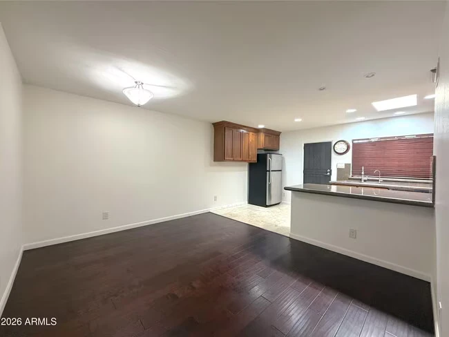 8331 E Valley Vista Dr photo 5
