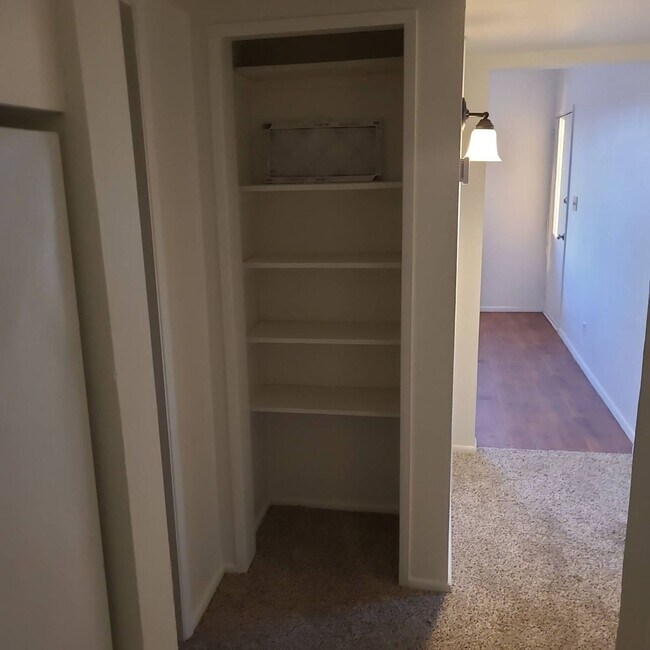 1859 E Cheery Lynn Rd Phoenix, AZ 85016 photo 3