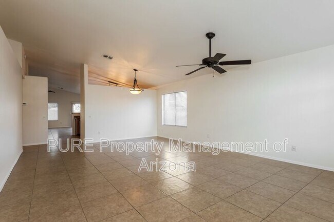 1870 E Oakland St Chandler, AZ 85225 photo 4
