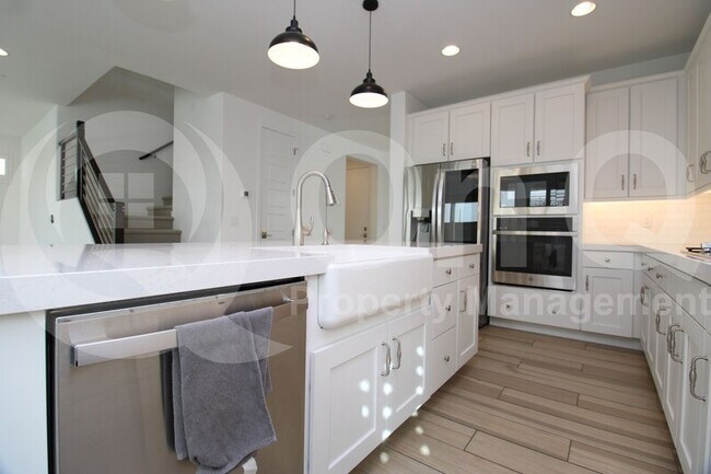 4032 S Sequoia Dr Gilbert, AZ 85297 photo 4