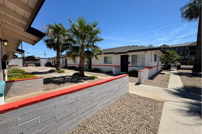 1346 E Willetta St Phoenix, AZ 85006 photo 5