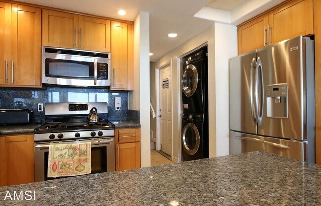 3237 Ocean Front Walk San Diego, CA 92109 photo 3