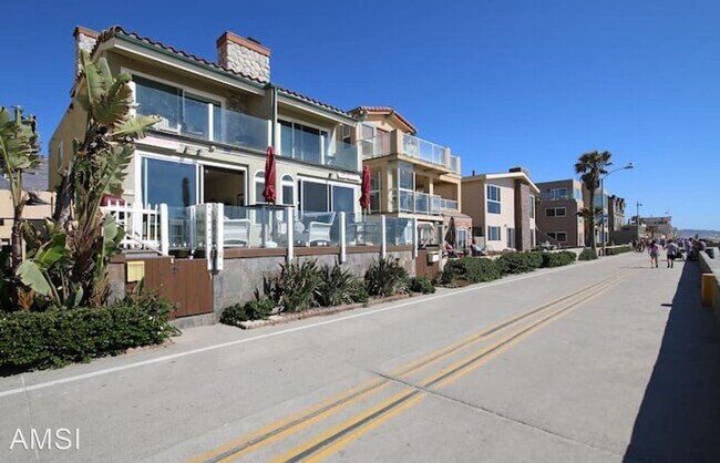 3237 Ocean Front Walk San Diego, CA 92109