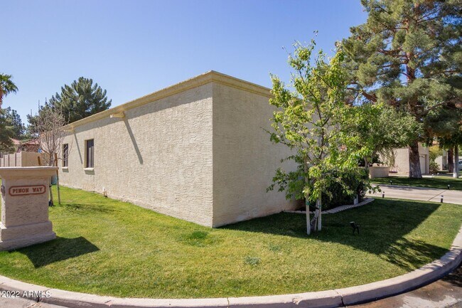 311 E Pinon Way Gilbert, AZ 85234 photo 3