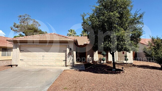 641 S Golden Key St Gilbert, AZ 85233 photo 3