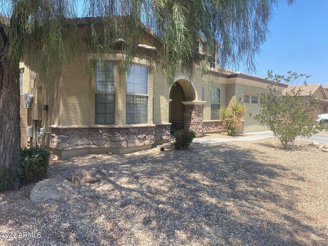 16192 W Cocopah St Goodyear, AZ 85338 photo 2