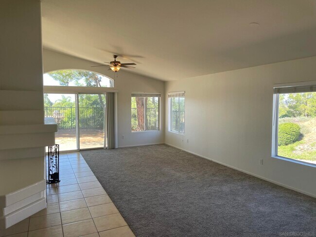 2401 Columbine Rd Alpine, CA 91901 photo 5