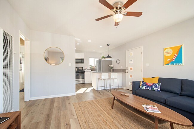 1837 Locust St San Diego, CA 92106 photo 5