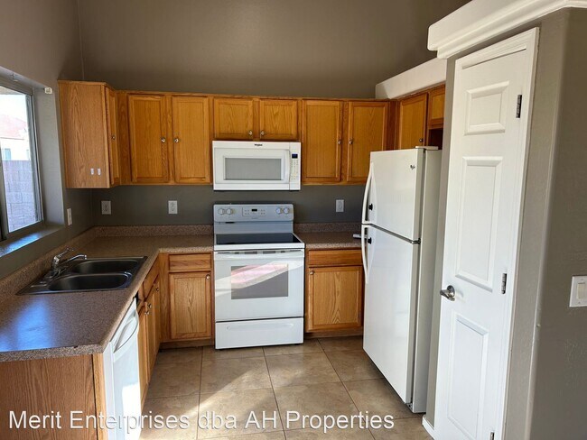 19464 N Braden Rd Maricopa, AZ 85138 photo 5