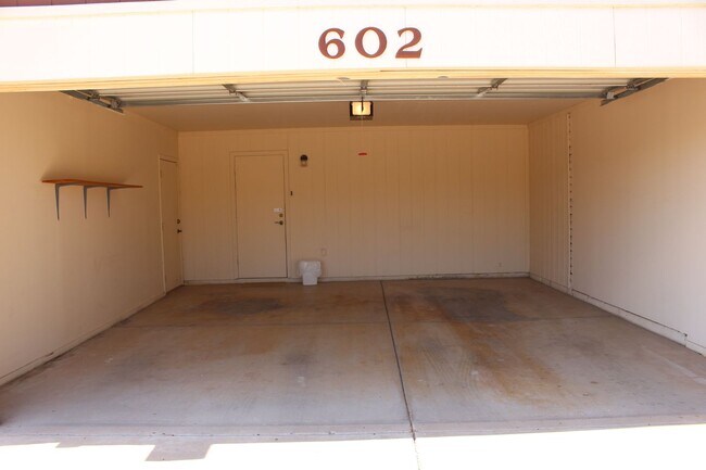 602 W Kilarea Ave Mesa, AZ 85210 photo 5