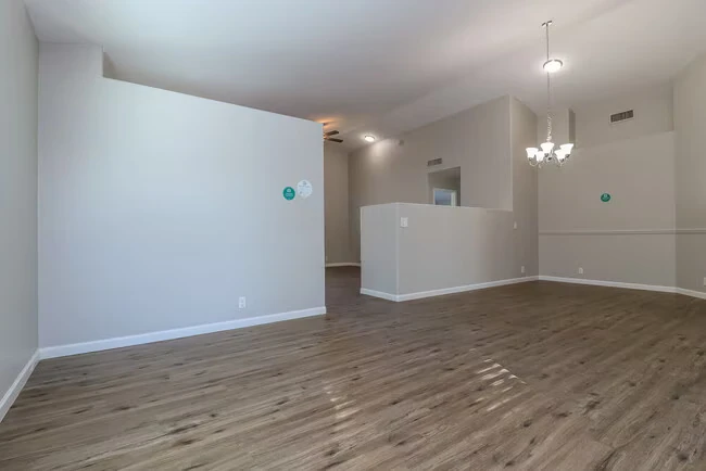 8936 W Fullam St Peoria, AZ 85382 photo 5