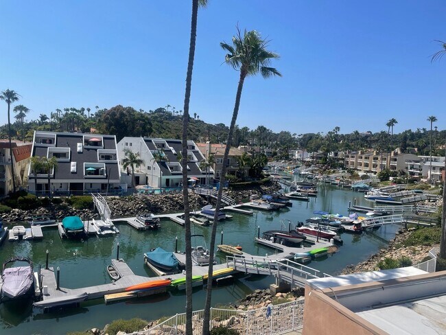 4705 Marina Dr Carlsbad, CA 92008 photo 4