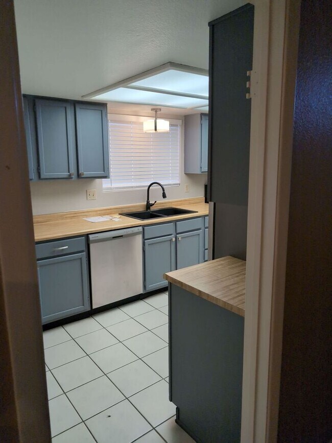 1113 W Highland St Chandler, AZ 85224 photo 4