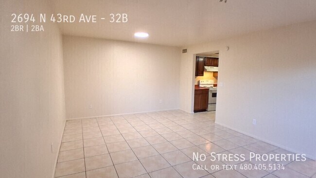 2694 N 43rd Ave Phoenix, AZ 85035 photo 2