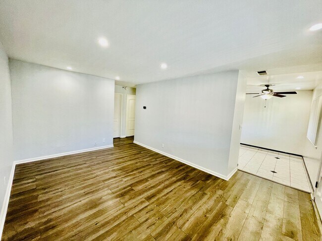640 Pinewood Dr San Jose, CA 95129 photo 5
