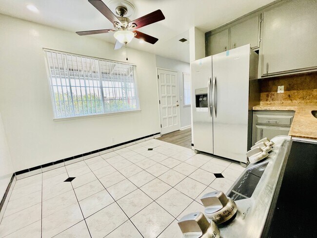 640 Pinewood Dr San Jose, CA 95129 photo 4