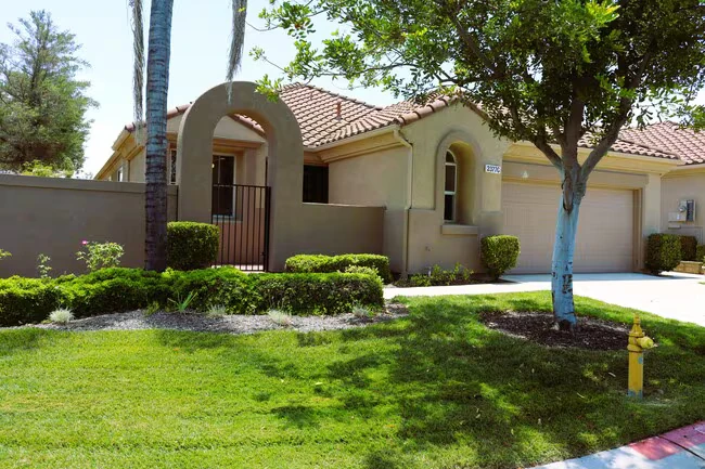 23776 Corte Carrio Murrieta, CA 92562 photo 3
