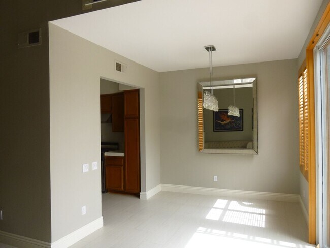 13252 Tiverton Rd San Diego, CA 92130 photo 2