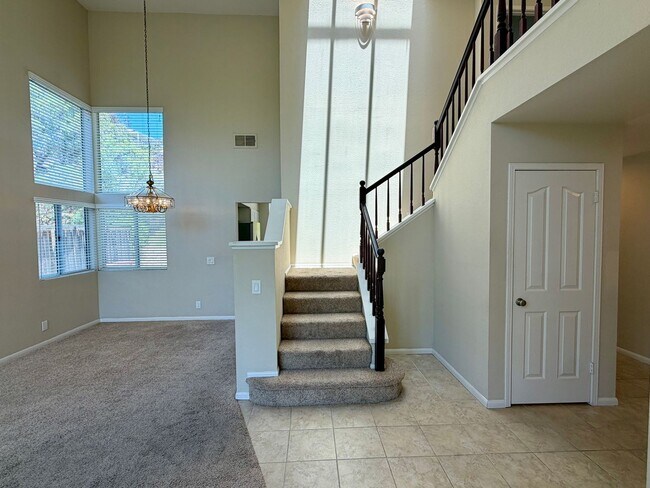 3366 Waterford Dr Oceanside, CA 92056 photo 5