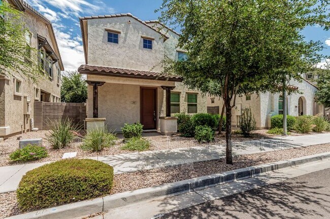 247 N 69th Pl Mesa, AZ 85205 photo 2