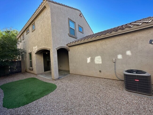 3286 E Sheffield Rd Gilbert, AZ 85296 photo 2